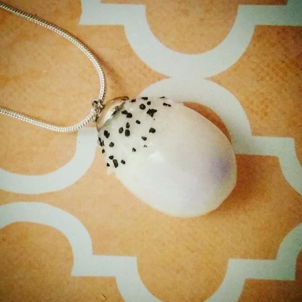 pandartpaint's tweet photo. Sold - Squishy egg! :) 🍳 
I made this one with gummy resin :) so its squishy And fun to play with 
#eggcellent #egg #eggs #saltandpepper #cute #handmadejewelry #handmade 
#resincrafts #resin #resinjewelry #resinart #necklaces #necklace #jewelry #picoftheday #pictureoftheday #art https://t.co/WLYhTPNdIy