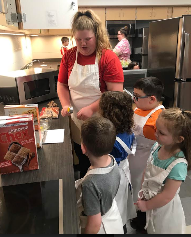 BESPreschool's tweet photo. Our visit to the high school.  It was fun cooking with the "big kids!" Thank you, Mrs. Root, for inviting us and thanks to your students for a great experience. https://t.co/Op8T7aC7KY