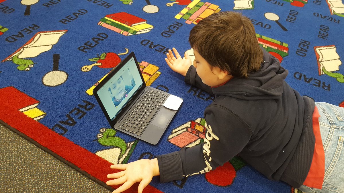 Dr_Booklove's tweet photo. @Flipgrid @knelanewton @annkozma723 @historyfrog @MrMerrillsClass @FriendsinFourth @sdtitmas @HollandEdTech @MrCoachK15 @MicrosoftEDU @m_drez 4th and 5th graders learned how to use @Flipgrid this week. It's official! They have #FlipGridFever!
@clevecityschool #BBBam #library https://t.co/rTCen2JnMQ