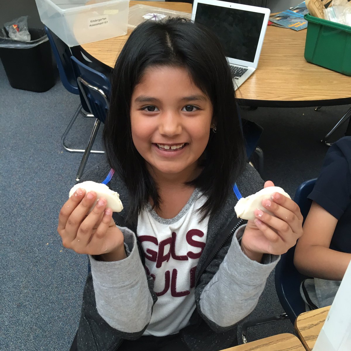 BethanyRoe's tweet photo. My class met our monthly attendance W.I.G. (Wildly important goal), so we made homemade play-dough.  They loved it! #leaderinme #MyMISD #malvernsecond #malvernpride https://t.co/3Sym9iJjft
