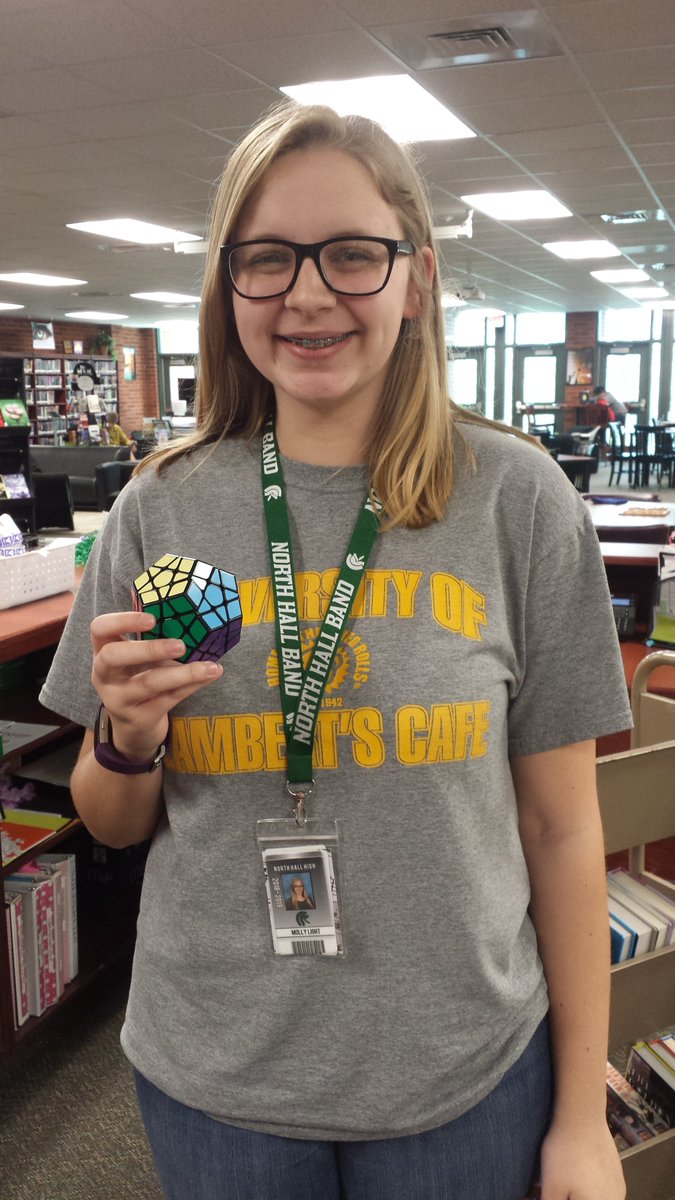 NHMediaCenter's tweet photo. Molly solved the rubric cube !!! https://t.co/sFt3UnF2El