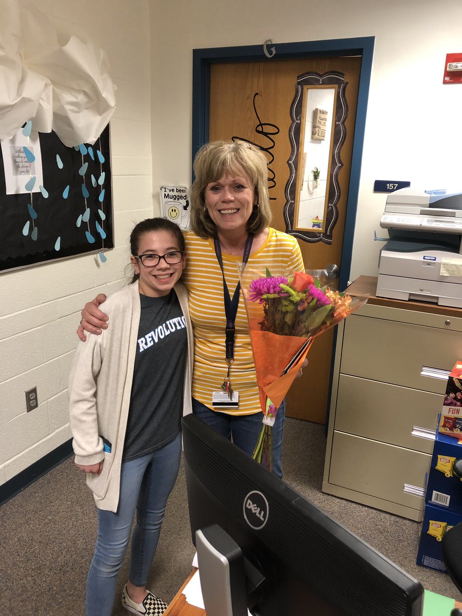DHooverBeetFCPS's tweet photo. TJMS Principal of the Day presents our nomination of Support Employee of the Year to Mrs. Lambert. #TJMSPride https://t.co/8Pv0BOGn2j
