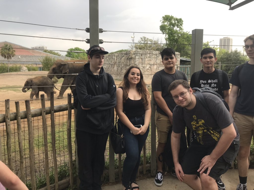 KCjboyd1's tweet photo. @KC_Environment #kczootrip2019 https://t.co/PzF1o7WZs0