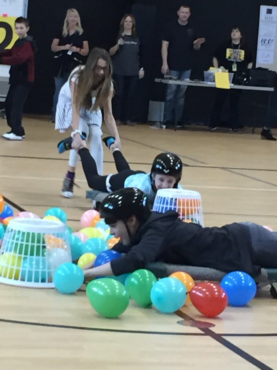 mrsalimario's tweet photo. So much fun at our @PagePanthers Pep Assembly to end an exciting Spirit Week! Have a fun, relaxing Spring Break! #wearelamphere https://t.co/jaChPVnYTo