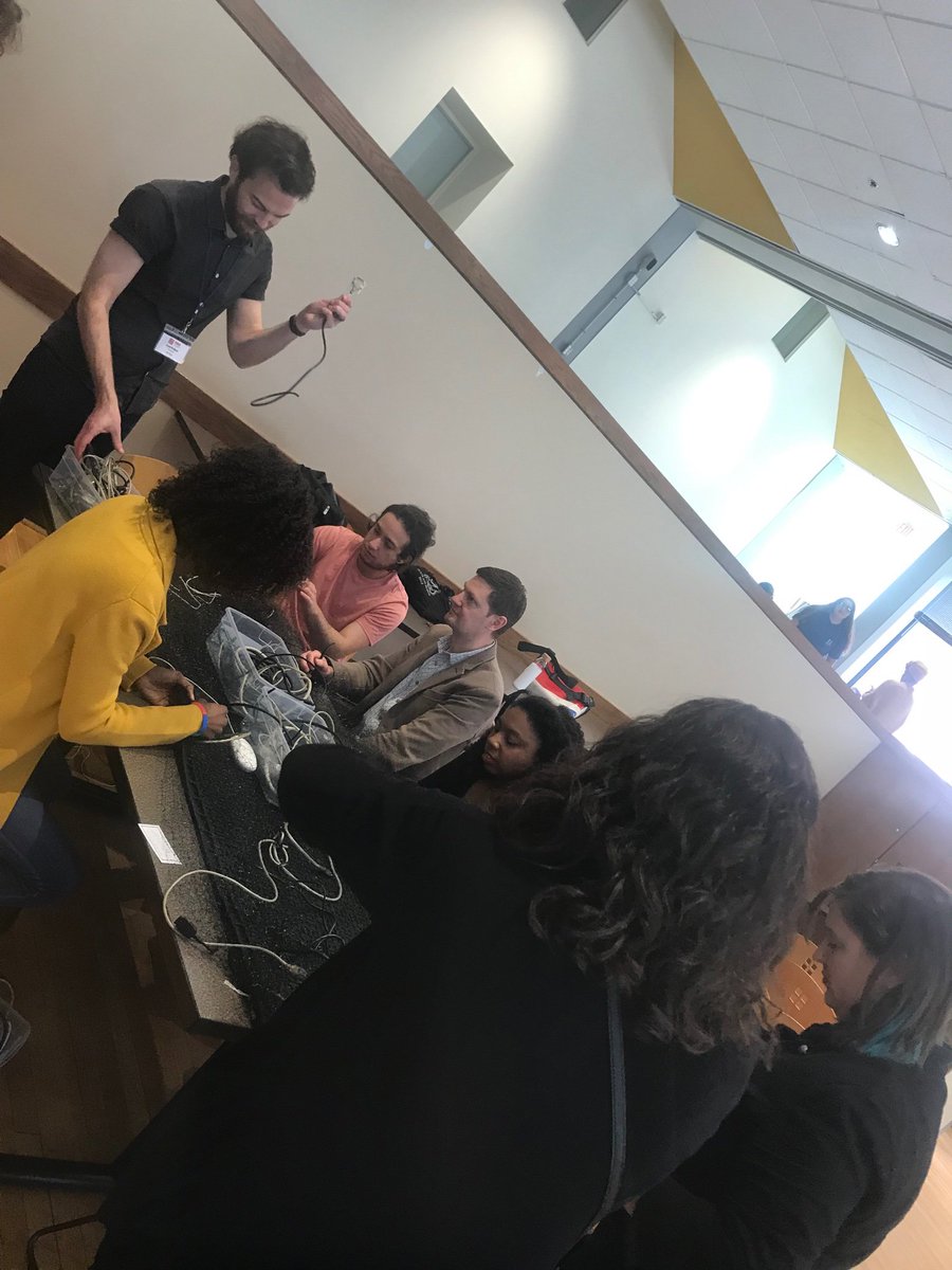 CRDM_Symposium's tweet photo. What do networks in your life look like? Constructing networks in the Network processing workshop by Chloe Higginbotham. https://t.co/Qe1EtUDjxB
