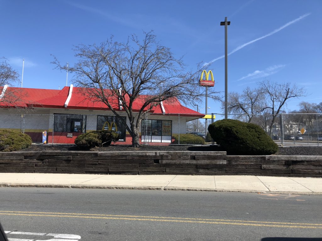 The demolition and rebuilding of the McDonald’s at 170 Revere Beach Parkway has begun. #McDonalds 
FYI - Only access to Metro Credit Union is from the Revere Beach Parkway (Rt.16)
#ChelseaMA