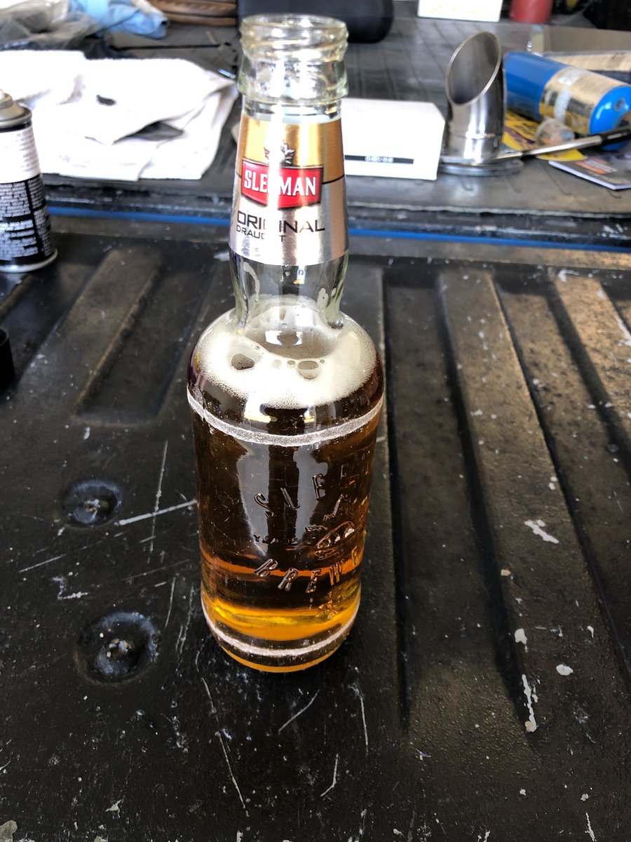 PelisseroRoger's tweet photo. #friday. #itsfiveoclock https://t.co/jzzA7d9agI