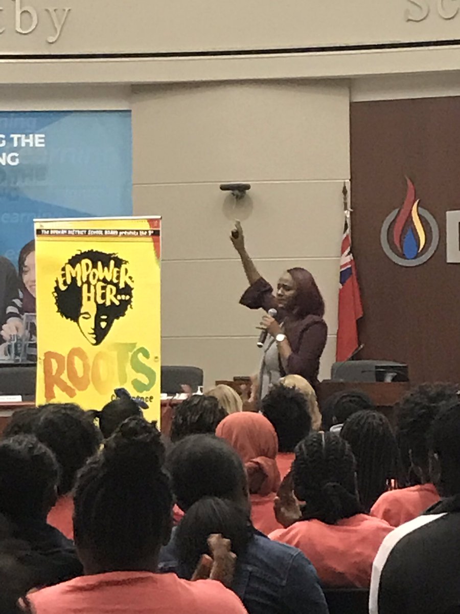SpagnuoloMs's tweet photo. Amazing and powerful day today at the 1st ever Empower Her Conference. #GandyWellBeing #empower #diversity #ddsb #girlpower https://t.co/BKktN4H6st