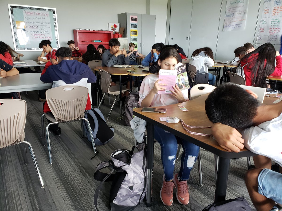MrsGonzalez90's tweet photo. Bring together classroom management and PBIS points! Winning! ๐ฅณ๐ #sjhcats #pbis #pointsplease https://t.co/JbZqFB0c3T