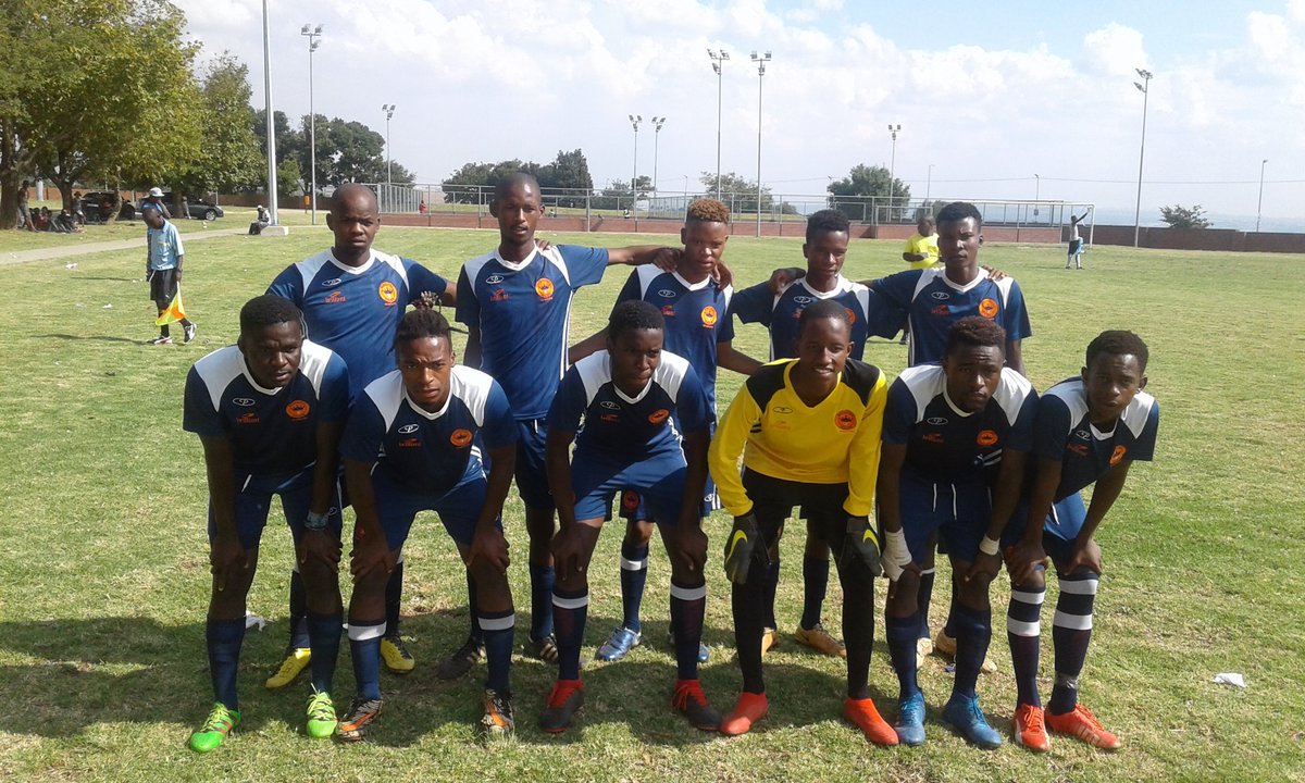 zwelimkhize's tweet photo. "Brilliant Kings Football Club" 
Like them and support them https://t.co/OoMKNTTyLA