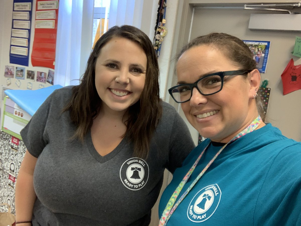 theresadhull's tweet photo. Lunch chit chat in Union Bell Shirts! #USDLearns #USDBell @MsMarysMonkeys https://t.co/td7HpepzoI