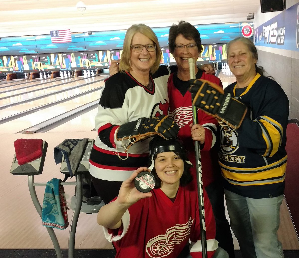 bitsocial's tweet image. Help The Wexford Civic Center in their quest to win $150,000 and rights to host an #NHL game here in Cadillac! Even our Bit Social bowling team is on board 🏆🍻🎳 Voting starts tomorrow morning: krafthockeyville.com #LetsRally #VoteWexVote #HockeyvilleUSA #NorthernMichigan