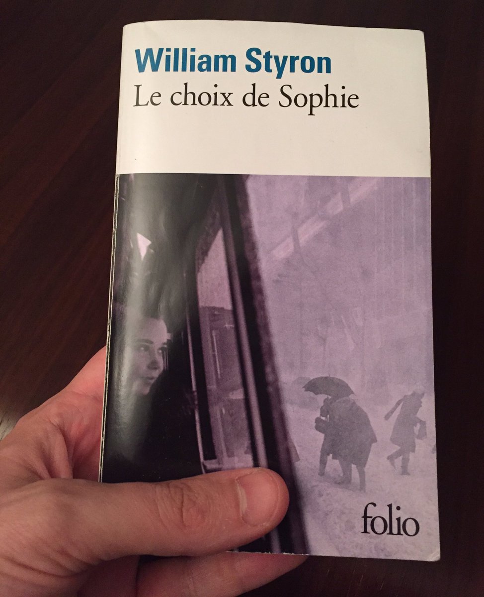 CSitzenstuhl's tweet photo. #VendrediLecture avec le déstabilisant Choix de Sophie de #Styron https://t.co/XyhOsFu7QD