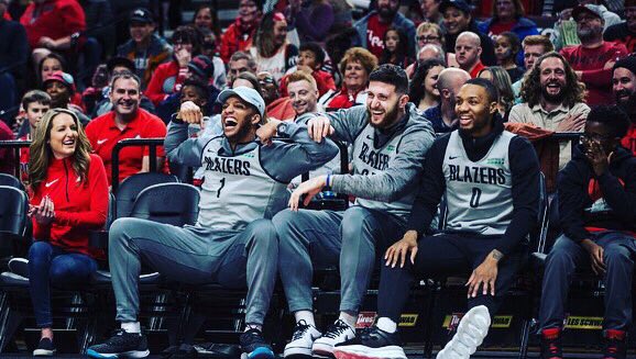 bosnianbeast27's tweet photo. THANK YOU to everyone who has reached out to me and sent their well wishes and prayers to me after my injury. I greatly appreciate the support. 

I want to send a special thanks to my teammates, the Trail Blazer organization, the RIP City fans, my coaches, the team trainers and https://t.co/1mrnTLxNJ6