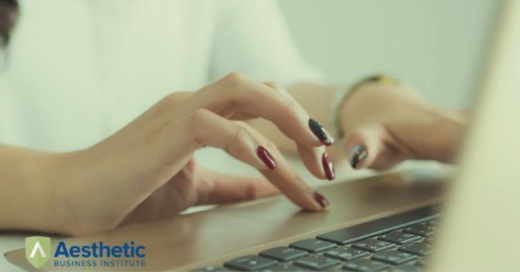 Does your practice perform aesthetic treatments? 

Participate in the 2019 Aesthetic Medical Industry Survey for a chance to win a $500 gift card!

research.net/r/AestheticMar…