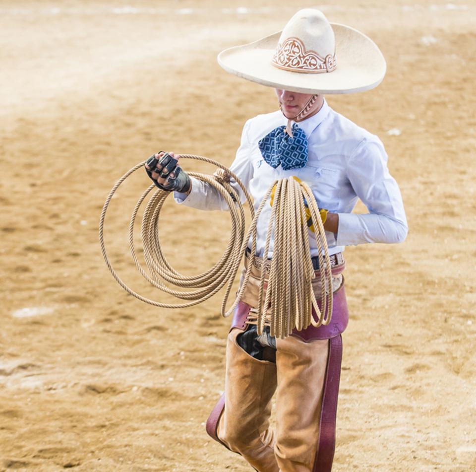 Lopez_Cotilla's tweet photo. Al vivir en #LopezCotilla, conocerás todas las tradiciones mexicanas que ofrece la hermosa ciudad de Guadalaja.
¡Visítanos! https://t.co/SFgRyTEj0l https://t.co/0G0I7QAzaA