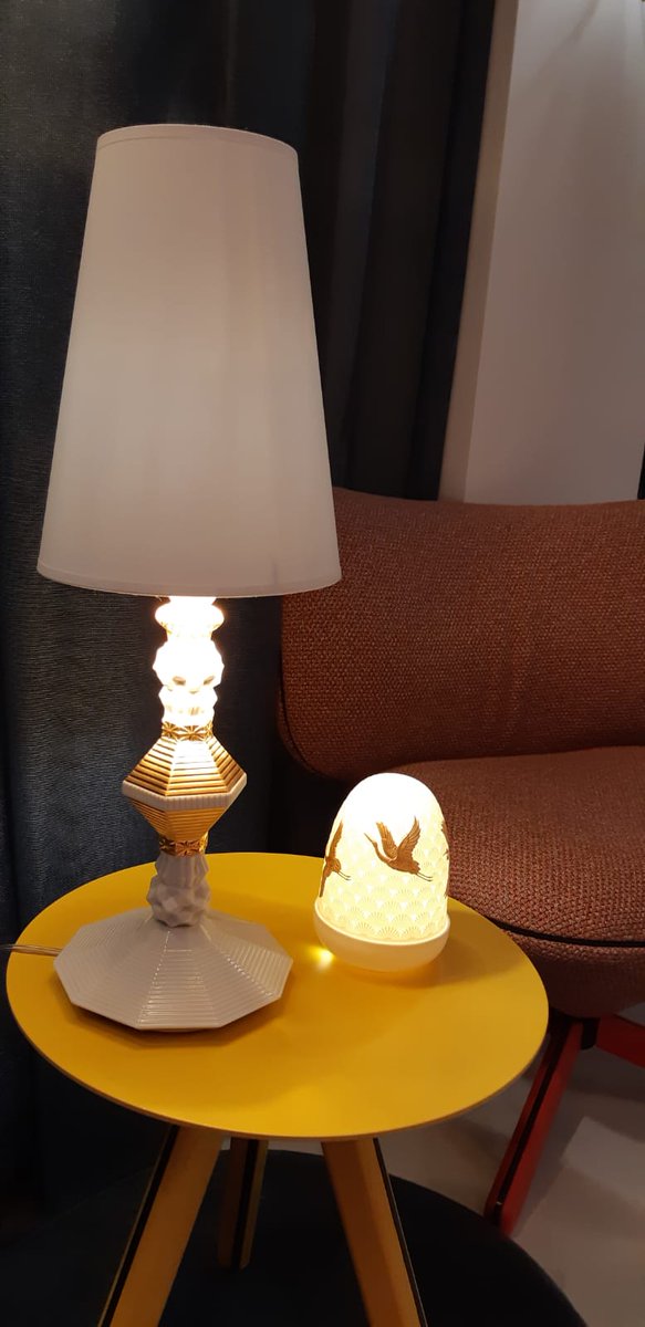 eugene_andre's tweet photo. Big opening @lladro
#lightingDesign #Lamps #Design #Barcelona #BcnDesign #BCN #porcelain #Porcelana #Diseño #Lamparas #Luminarias https://t.co/ROcIGt6boy