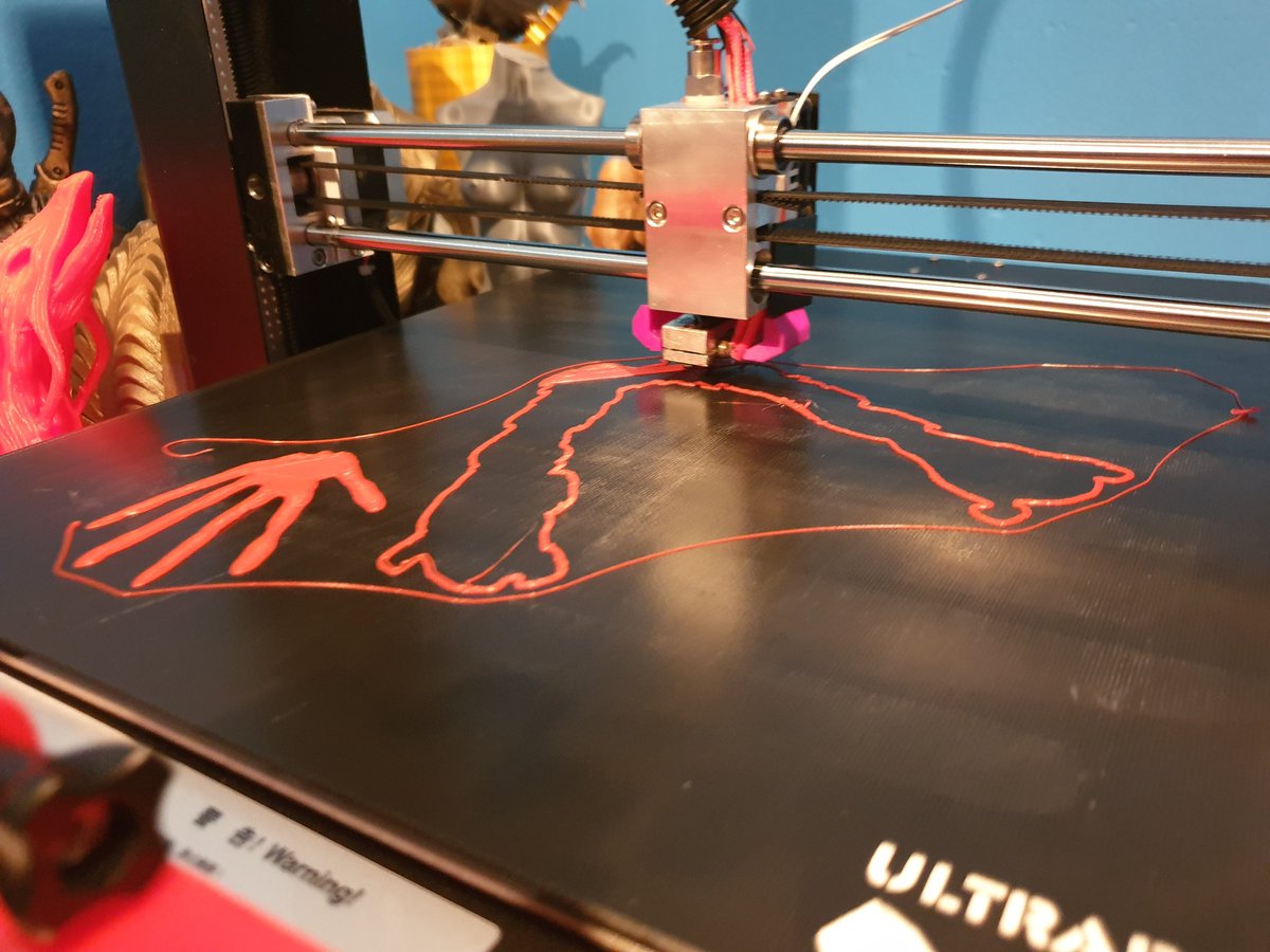 OneLeeMagic's tweet photo. @mech_solutions @ThierryDeux @PIY_3D @mad_monkey01 @AMZ3D @thingiverse @geeetech @_Tinkerz @HappyExtruder3d @FilamentsDotCa @Bugman_140 @MenacesMum #grootparty 0.3 layers in (not wood) red pla....had a hard time with this stuff so if it doesn't warp I'll be amazed.....20(ish) hours https://t.co/hX9SveZj7R