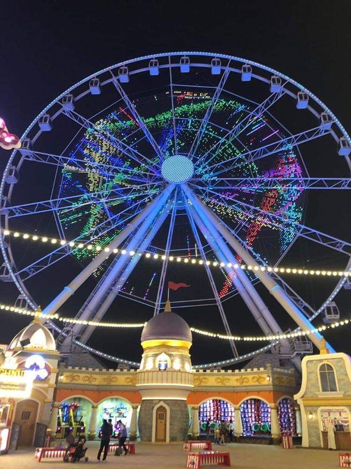 Sujitbarik16's tweet photo. __//___Have A Beautiful Friday Night life pictures of Dubai Global village is amazing today night ____ https://t.co/7bjDvudaLU