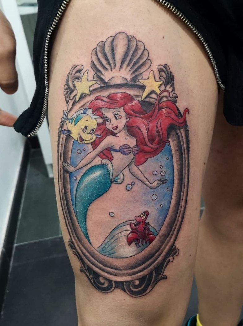 TatuatteStudio's tweet photo. Recién hecho @JJimenezRubio #tattooartist #Valencia #patraix #disneytattoo #tatuajedisney #colourtattoo #ariel #lasirenita https://t.co/NxVOo4a0KA