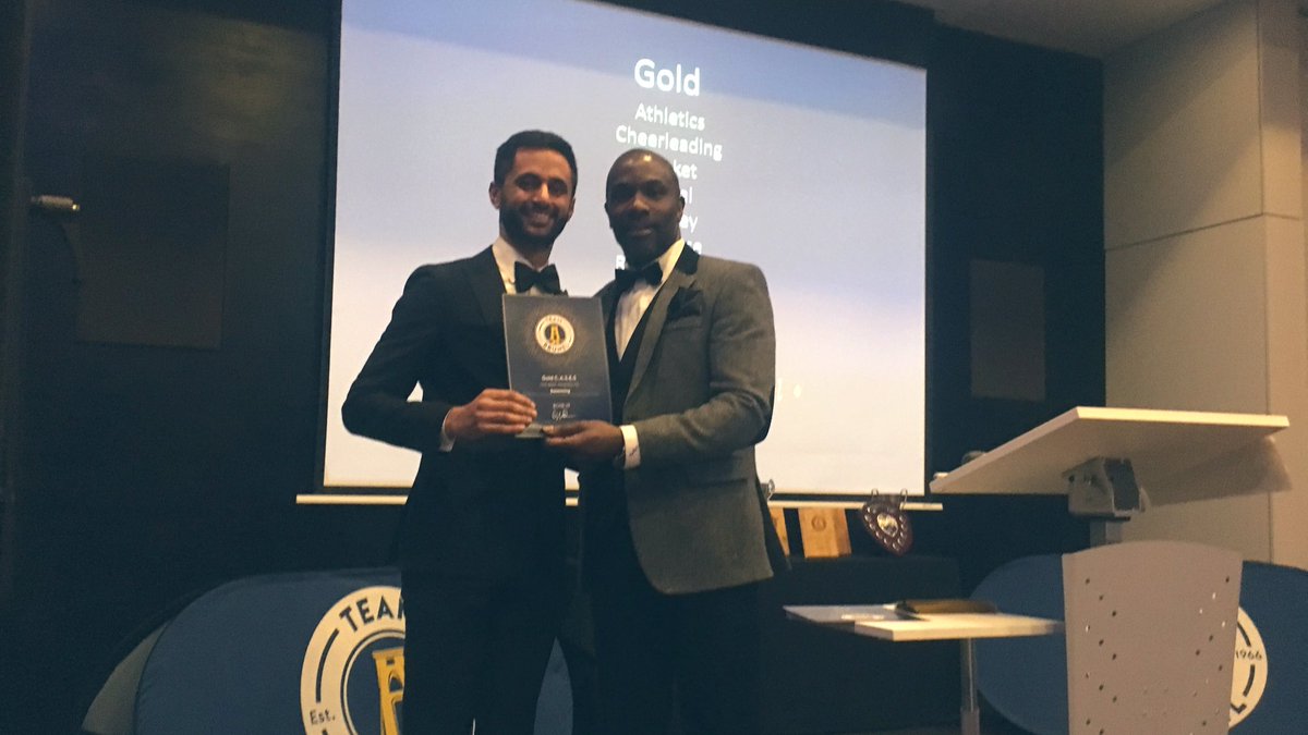 GOLD CASES! We’re super proud to receive this award, which recognised the hard work we’ve put into the Swim Team this past year. Congratulations to all the other clubs receiving CASES awards too! 🏆 #BrunelSwim #TeamBrunelBall19