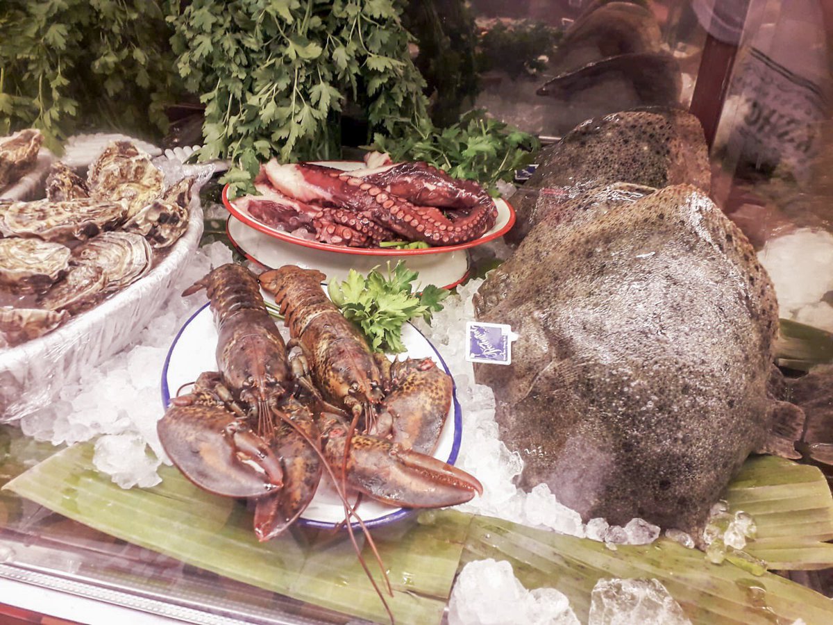 calobrer's tweet photo. Guaiteu quin productàs us espera aquest cap de setmana a @calobrer! 😜 #calobrer #producte #realfood https://t.co/vLYmn0aG6u