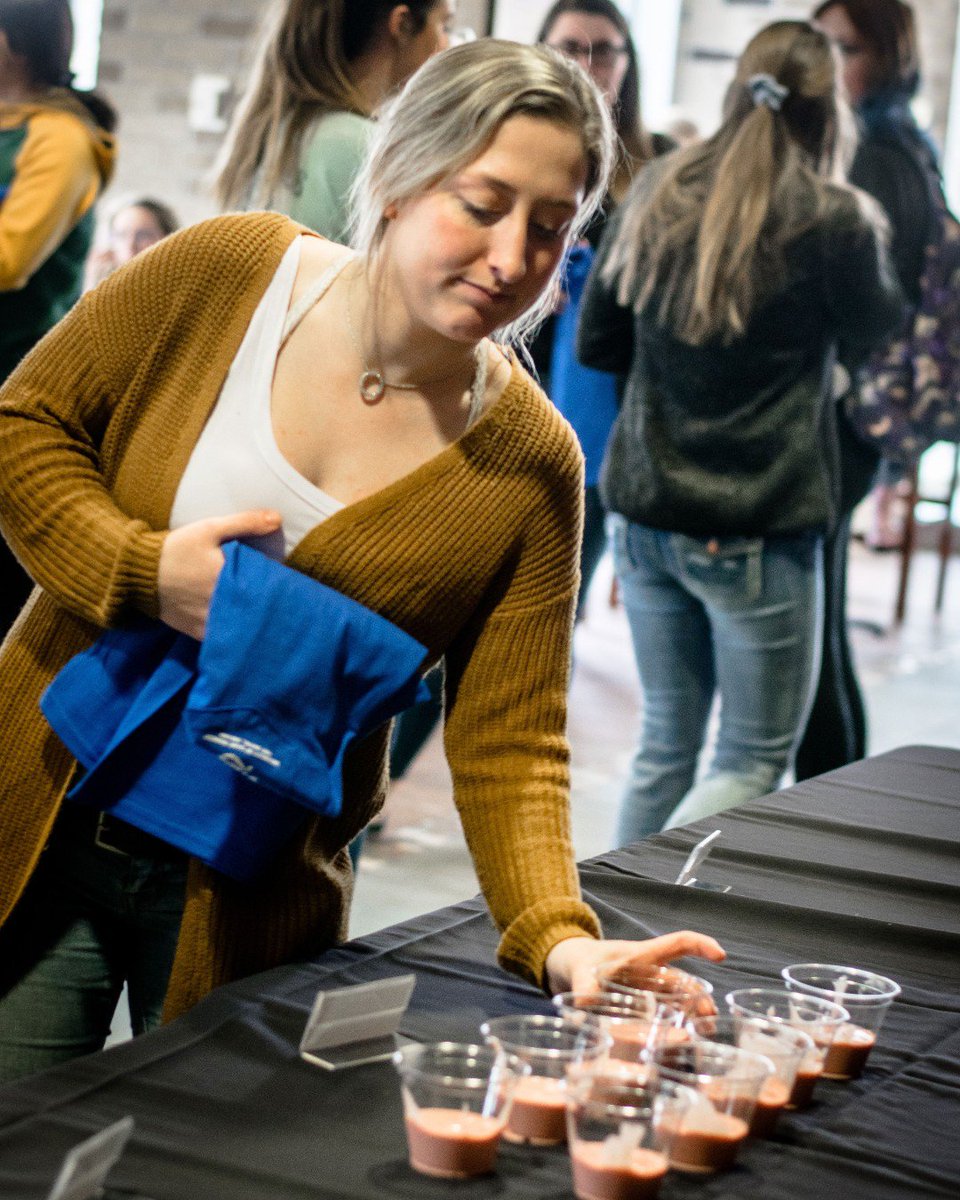 USFFW's tweet photo. Students had an awesome time hanging out, playing games, enjoying smoothies and more during the Annual Spring Fling week! What a great stress reliever! #usffw 👍 https://t.co/wJaZV9bn1o