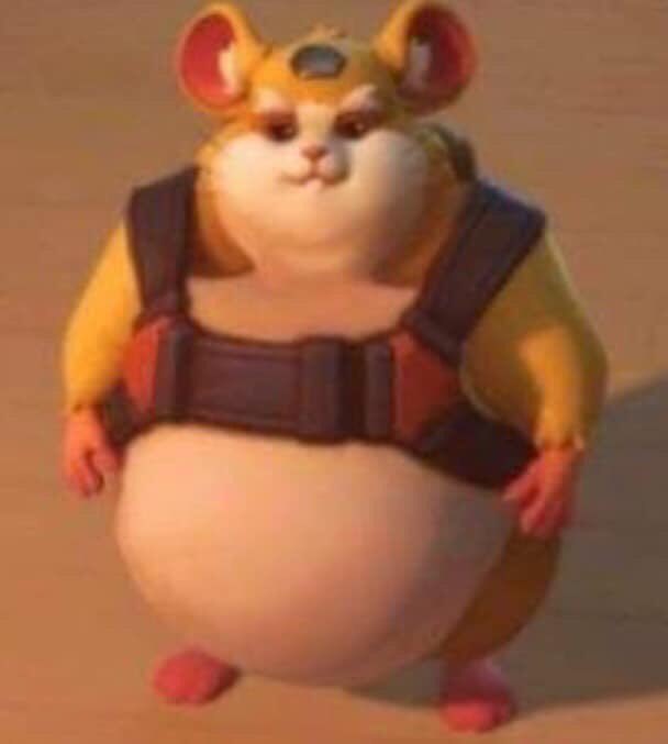 Who’s been feeding this damn hamster! I’m no vet but by doctor standard this isn’t right. Is it you @DeadlockPromise, is it you that has been feeding him?