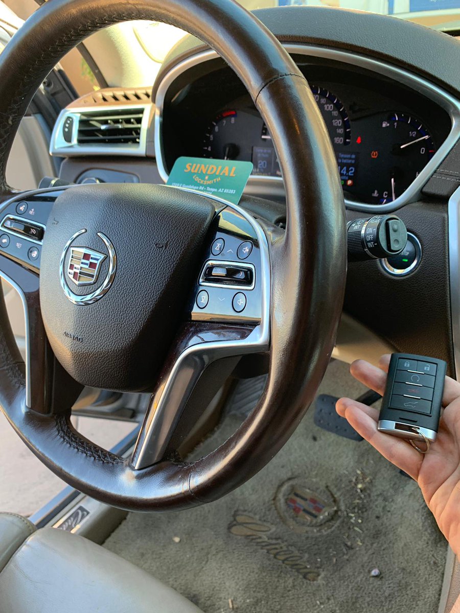 TempeLockShop's tweet image. 2011 #CadillacSRX - All #keyslost.
√ New #proximitykey - Remote start fob.
√ Reading security pin code by #AutoProPad by #Xtool from American key supply.
√ Cutting laser cut key by #3Delite 
from Laser Key product.
#arizona #phoenix #locksmith
sundiallocksmith.com/car-key-replac…