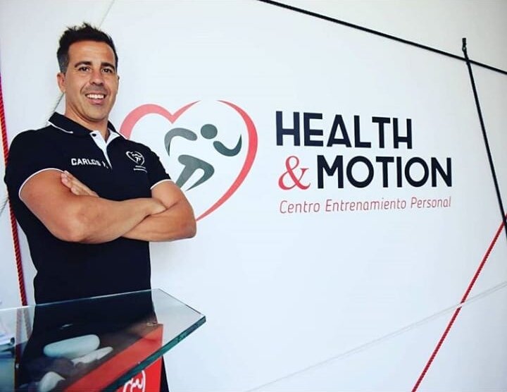 EmiliodeJusto's tweet photo. 🇪🇸 Querer es la base. Confiar en un equipo que te ayude a conseguirlo, imprescindible. Gracias al Dr. De Lucas Villarrubia, a Samu de @crilasrozas y a Carlos de #HealthMotion, por hacer posible lo imposible. Mañana, por fin, nos vemos en Barcarrota.
#AquiAhora https://t.co/KYv1hGNIA8