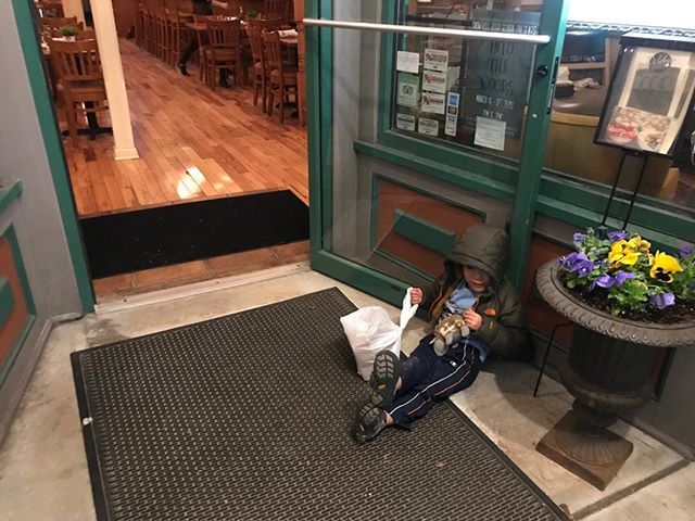 wrtsmith's tweet image. Alms for the poor? #junbug #parenthood ift.tt/2I2HRiH