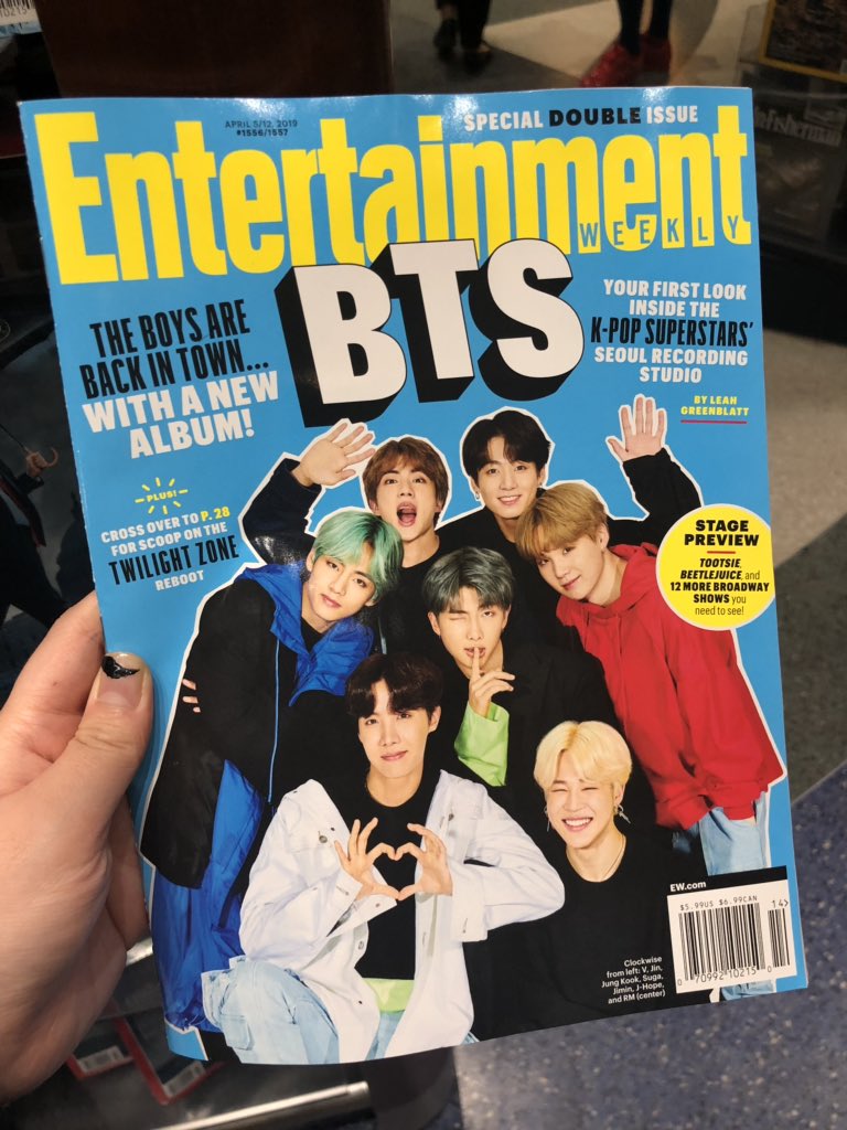 8ee7ee5's tweet photo. for ppl looking for the bts issue of entertainly weekly in nyc, there's a lotttt of them on sale at hudson news in grand central!!
@BTS_twt #BTS #BTSxEW #EWxBTS @BTSNewYorkCity https://t.co/TKmieksamK