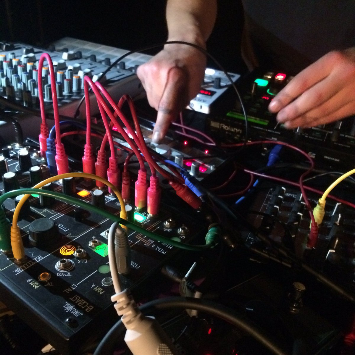 onosendaisound's tweet photo. 5 years of broken gear: part 1 - Tilburg at #HallOfFame with #Foql #AtillaTheHvn #Detention #Nitric #DrvgCvltvre https://t.co/wgnB2qFZ8H