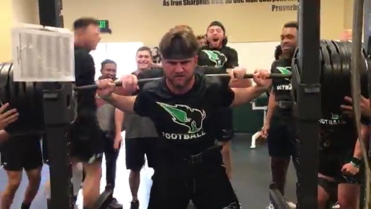 Mom2bcgo's tweet photo. @Blake_Hogan_ breaking team SQUAT records lifting 685 lbs 💪🏼 https://t.co/mVs1ppPyjG