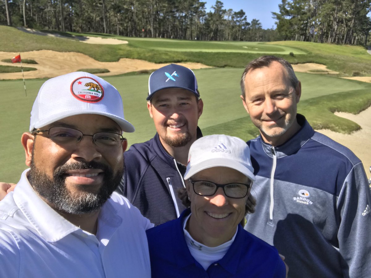 HughUnderPar's tweet image. Great to be with this group today @poppyhillsgc especially @TotallyTinaB #GoOUAZ @OUAZGolf #DayAtTheOffice