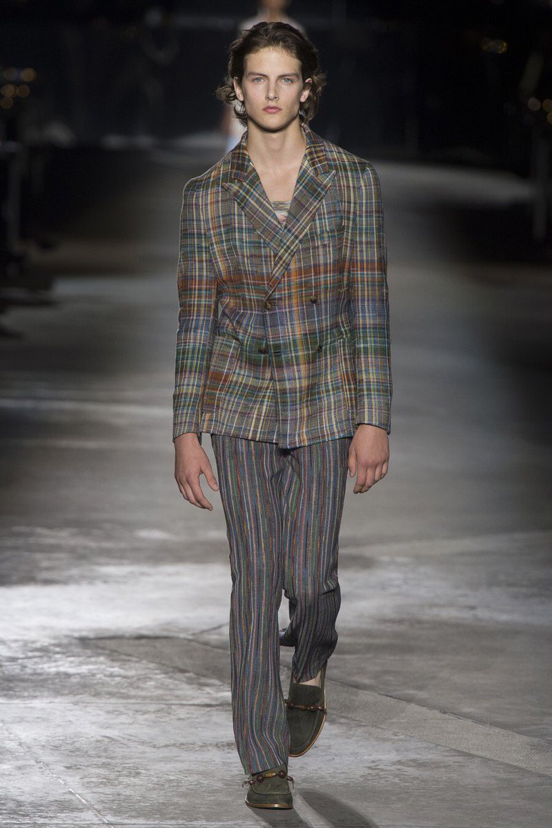 francarabias's tweet photo. Missoni - 65 Anniversary
New post on my #fashionblog #EnlaZonaF
MISSONI CUMPLE 65 https://t.co/9ycJsQJ541
@Missoni #Missoni #Missoni65 #MissoniSS19 #Spring2019 #fashion #fashionblogger #fashionbloggers #mfw #menswear #menstyle #mensfashion https://t.co/xU6DYha01V