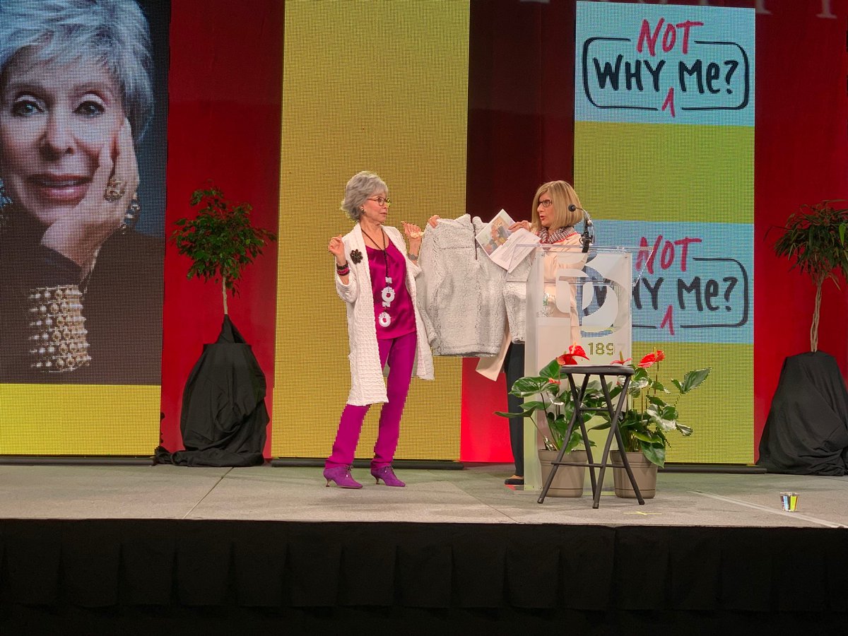 AndreaHickson's tweet photo. #BayPathConf @TheRitaMoreno Thank you Rita Moreno. https://t.co/rgNvsHBuSm