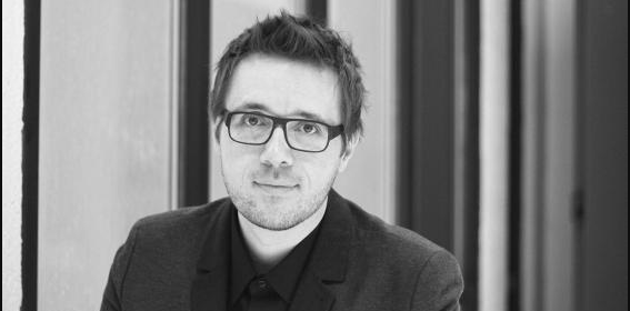 UIC_CADA's tweet photo. Professor and Chair of Graphic Design at @UIC_Design, Amir Berbić, presented at Dubai's Global Art Forum, following up on the same theme as last year's: automation. Read more here: https://t.co/OgBQ5uZI37 #UICCADA #UICSOD #Design https://t.co/02l4FF0s1T