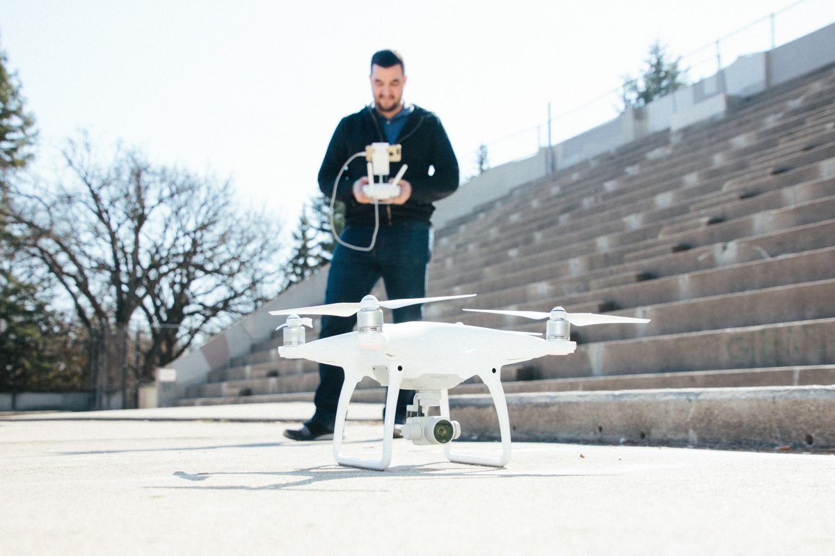 NorthDakotaUAS's tweet photo. North Dakota has been leading the nation in a new industry that's just taking off. Drone technology has found a home in the Peace Garden State, with its wide open spaces and skies. https://t.co/0FJMtxr67W #BeNDLegendary @SkySkopes @GrandSkyND https://t.co/Ei8ntmHAgh