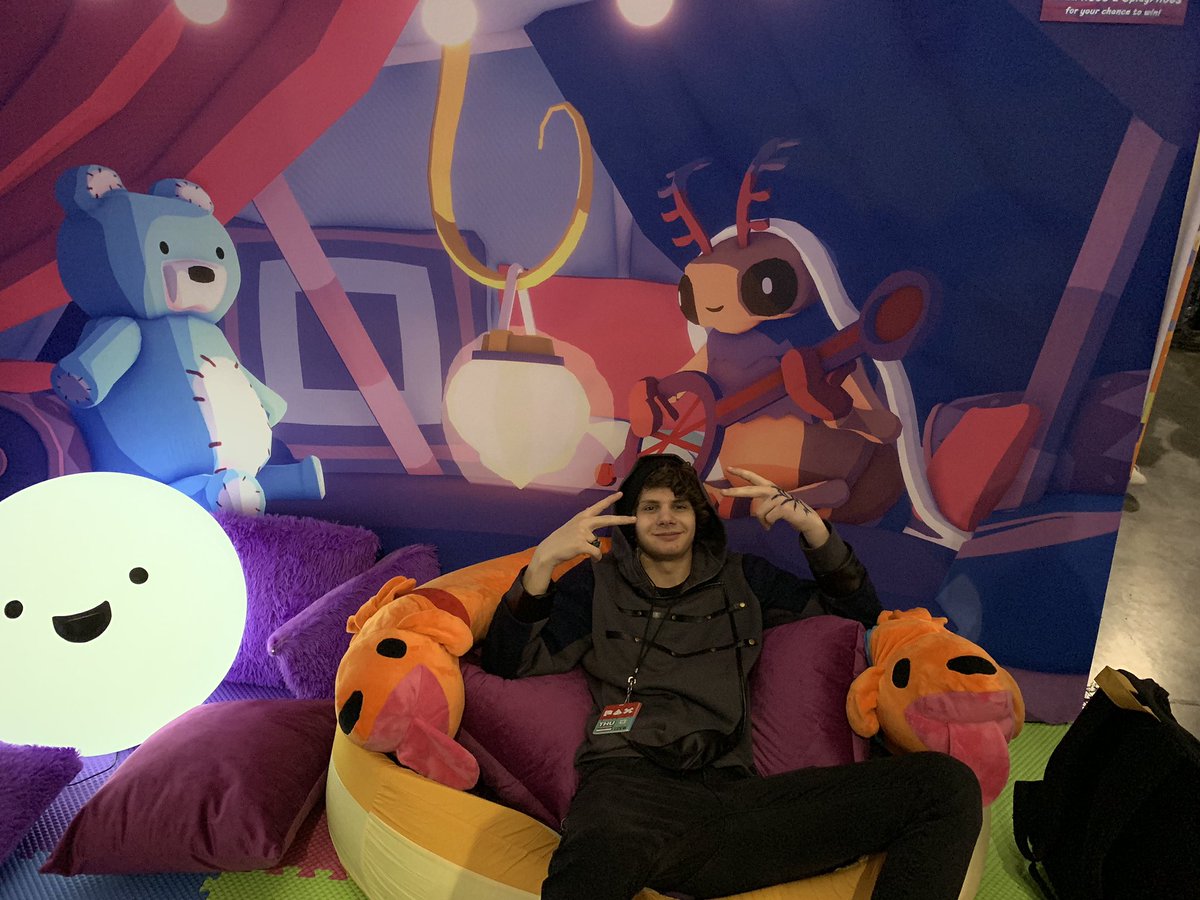 lutrogale's tweet photo. #paxphogs @PlayPHOGS https://t.co/haTtoPMmyr