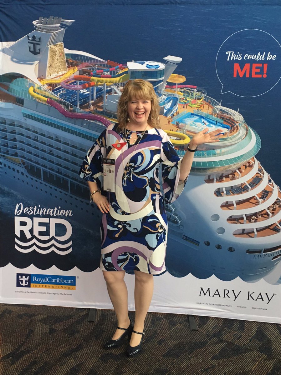 SallyKennedy25's tweet photo. I’m so excited to be at Mary Career Conference 2019!! Let’s get this party started!!!
#seastheday #mymklife #destinationRED https://t.co/NCpzoQPgRV