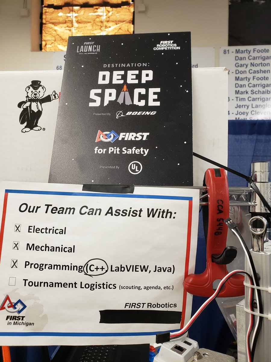 Great job #safetycaptain Xander Wahl and the rest of team 5448 for keeping our pit clean me safe, not only for our team but for the dozens of other teams coming to use our machine shop! Keep it up! #frc #omgrobots