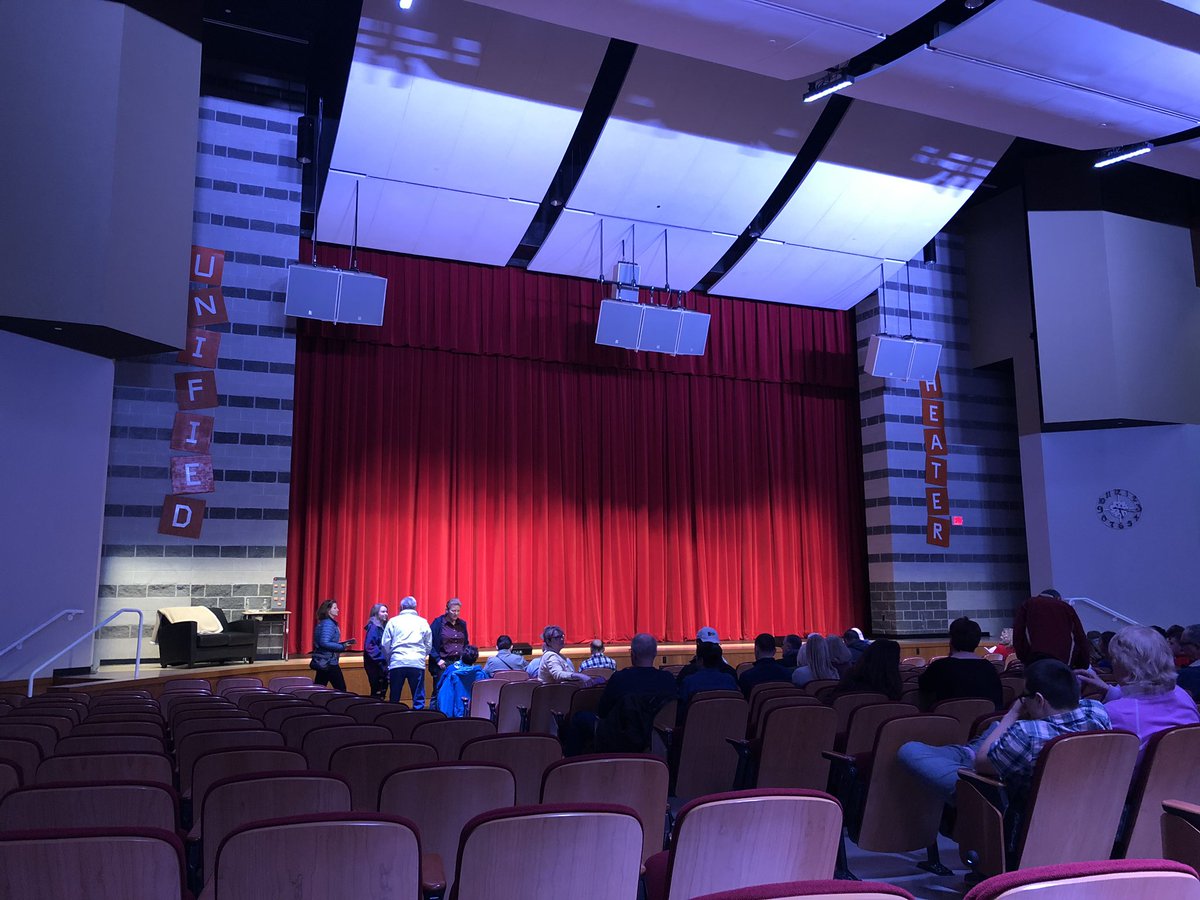 BHSUpbeat's tweet photo. Excited to see all the hard work pay off for the 3rd annual Unified Theater show at BHS! Canโt wait to #channelsurf @BHS_Berlin_CT https://t.co/9jWnwer8yV