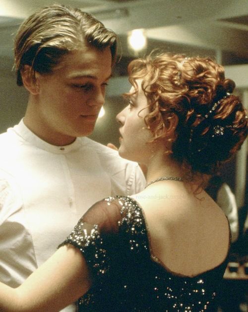 MovieGrafMG's tweet photo. “Hayatın bir hediye olduğunu anladım ve hiçbir anını harcamak istemiyorum.” 

(Titanic, 1997) https://t.co/Uoy02shQrr