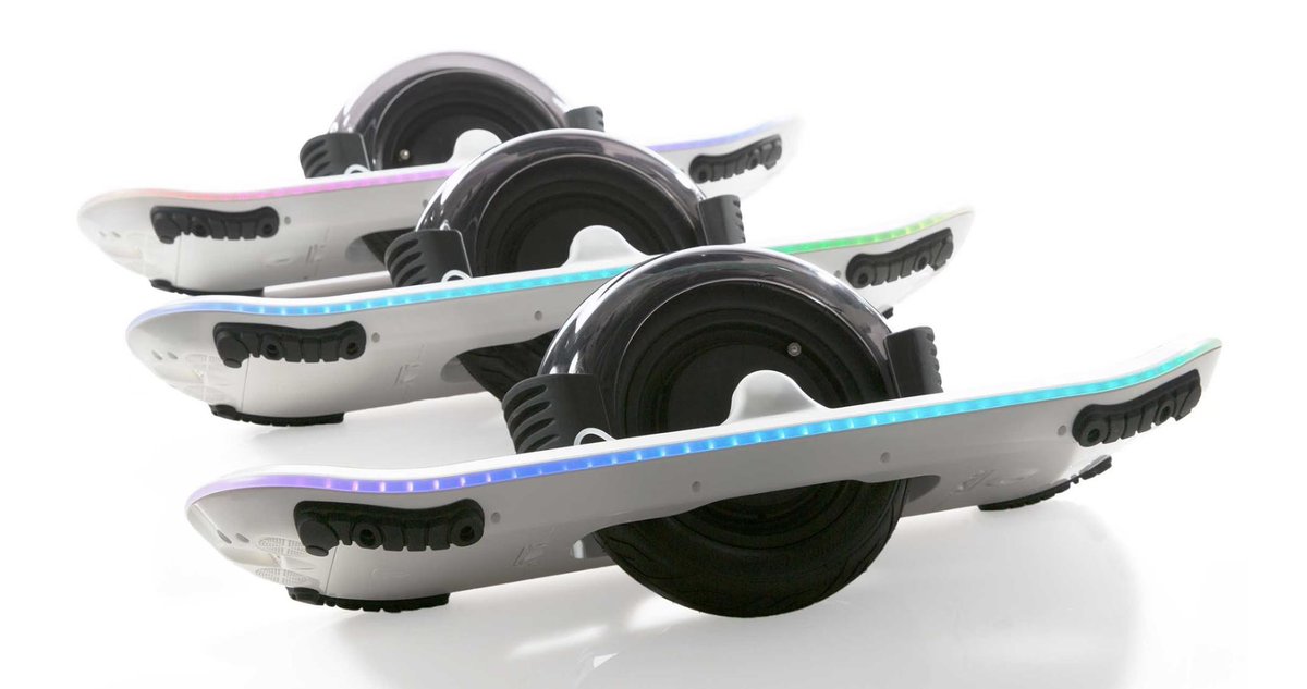 realhoverboard's tweet photo. They say good things come in threes. Tag two friends that would love to surf on land with the GeoBlade. https://t.co/vbKkeZv3yY #surfonland #ridetheexperience https://t.co/SaRZdI9Z25