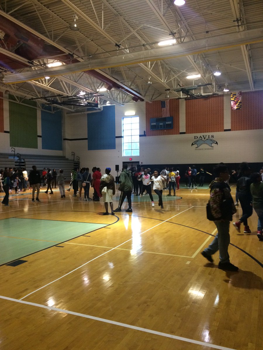 Davis Middle School tweet media