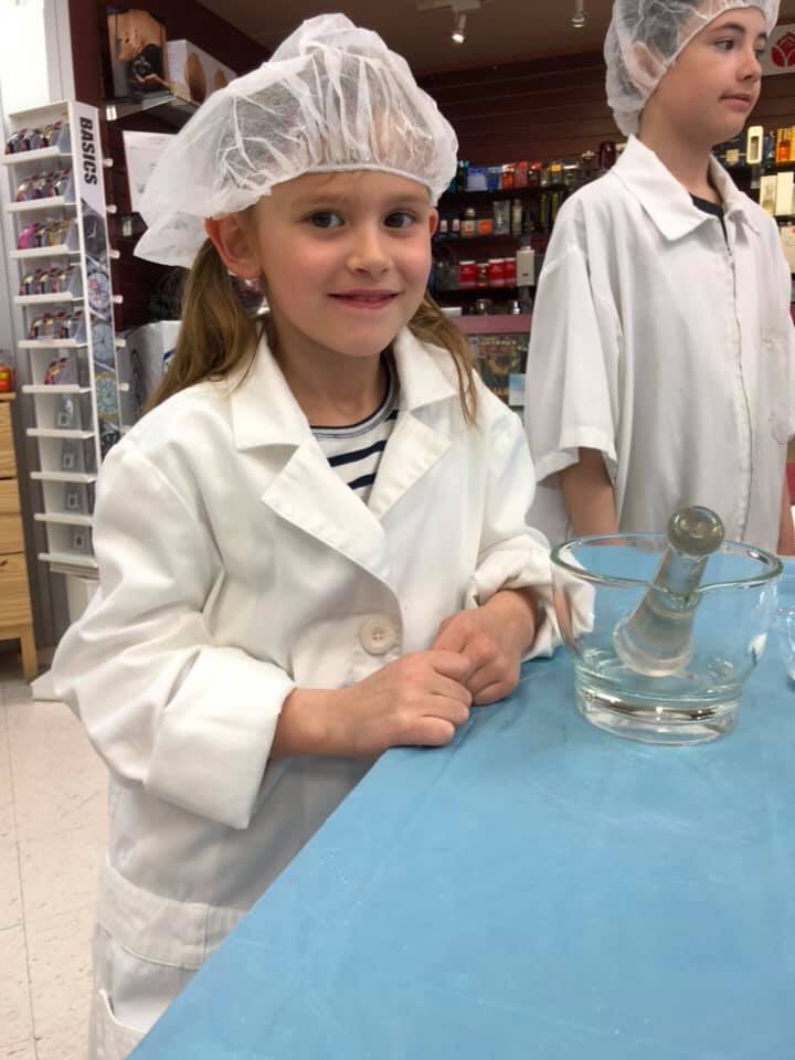 Thank you to EVERYONE who participated in our Mini Pharmacist sessions!  So many SMART young minds - I wonder how many we will see at the College Of Pharmacy in the future? 

#pam2019 #rethinkpharmacists #minipharmacists #minigrads2019 <a href="/PharmacistsMB/">PharmacistsManitoba</a> <a href="/stdrugs/">stdrugs</a>