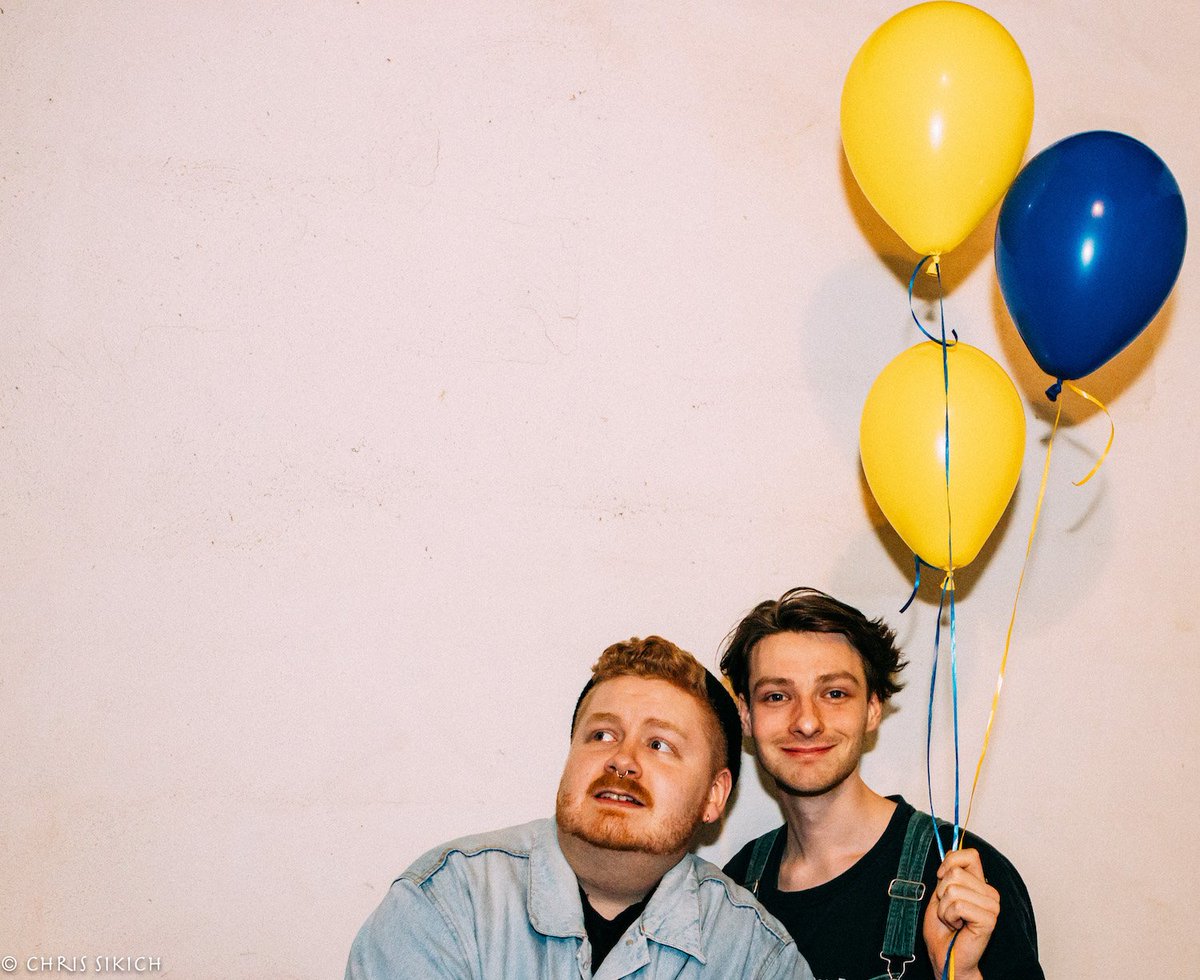 MAGNETMagazine's tweet photo. ... Our hearts go out to families, friends & fans of @ThatBandOfHers (#StephenFitzpatrick #AudunLaading) & tour manager (Mpls musician #TrevorEngelbrektson). "They were so nice & promising," says Sikich. "The crowd loved them, too. Such devastating news."
https://t.co/n0AnEB41kx https://t.co/DeTezZsOl8