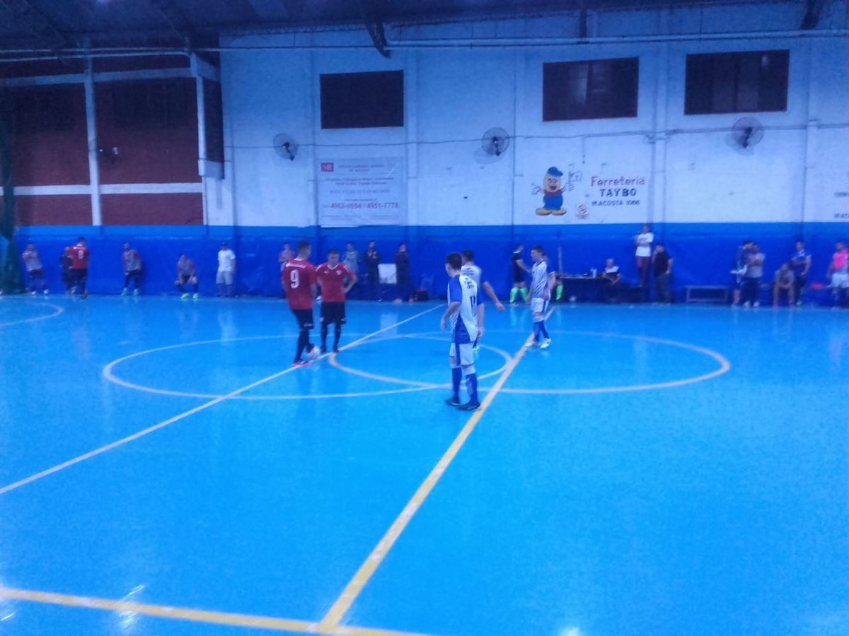 Caída del futsal