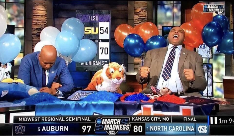 AUFAMILY's tweet photo. Mood

ht @RossOzburn https://t.co/40XCAGcdfo